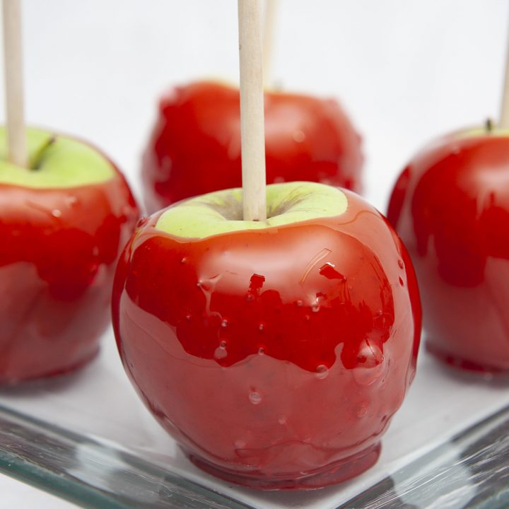 How to Make Candy Apples - Celebration Generation