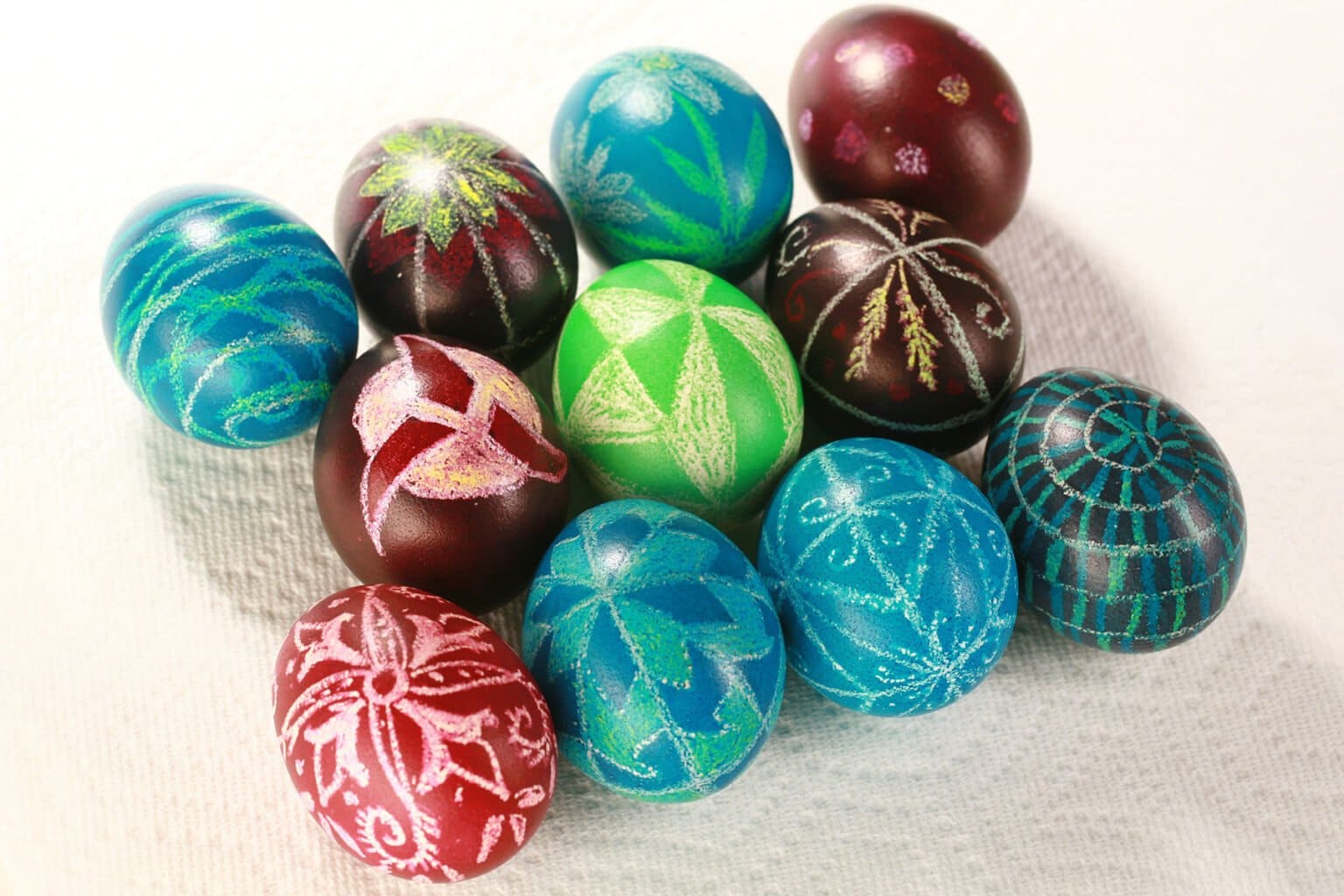 Easy Ukrainian Easter Eggs [Pysanky] No Special Tools Needed!