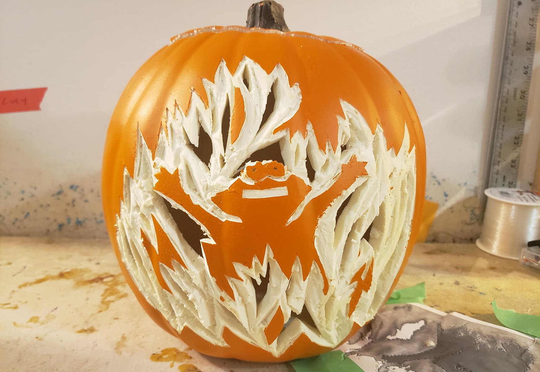 How To Carve A Halloween Pumpkin Like A Pro Celebration Generation