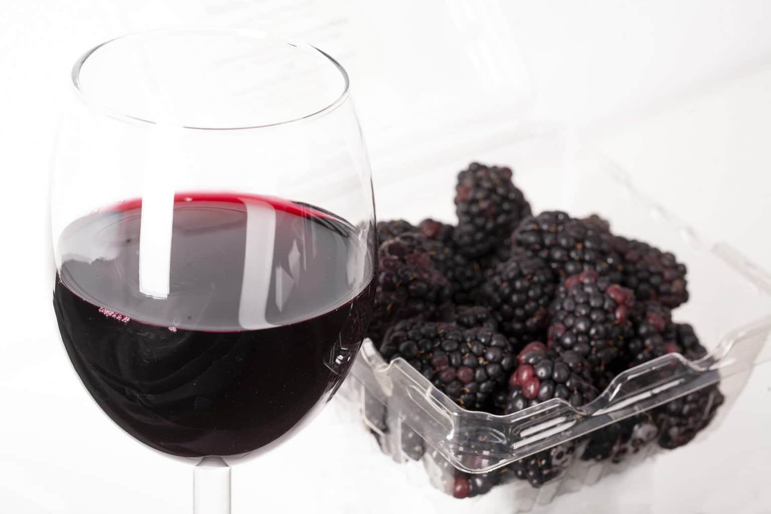 Blackberry Wine Recipe [Fresh or Frozen] Celebration Generation