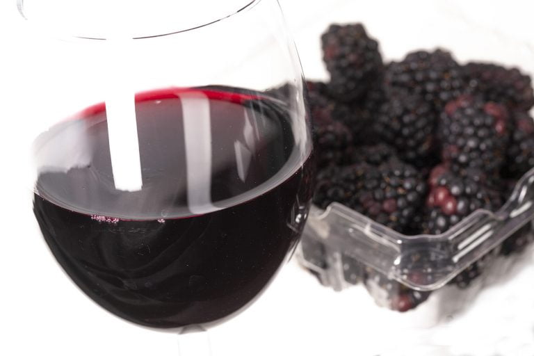 Blackberry Wine Recipe [Fresh or Frozen] Celebration Generation