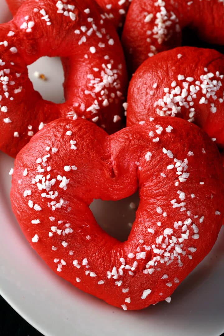 Homemade Heart Shaped Bagels Recipe [Valentine's Day Bagels