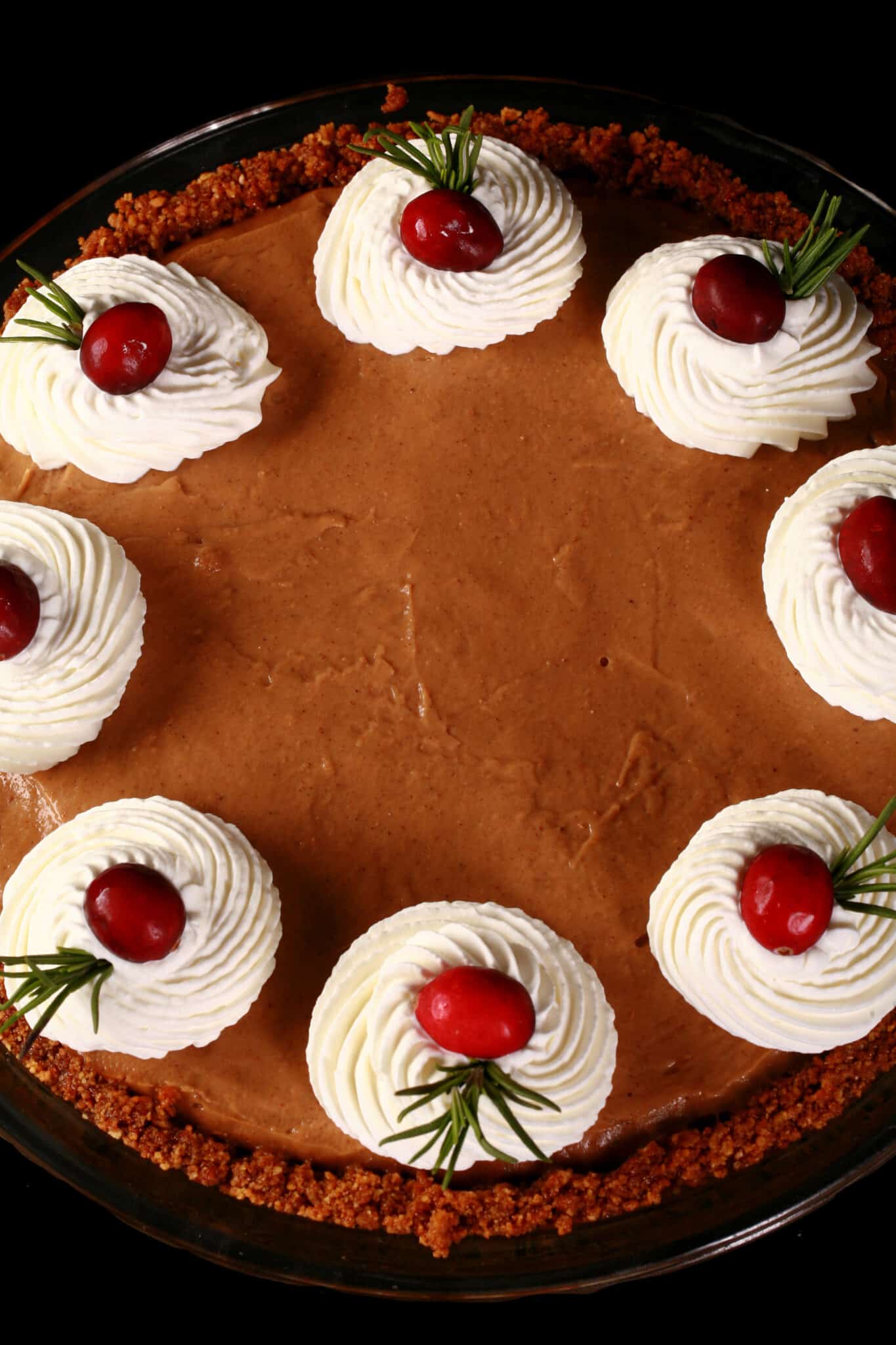 Easy Gingerbread Pie Recipe [Gingerbread Cream Pie] - Celebration ...